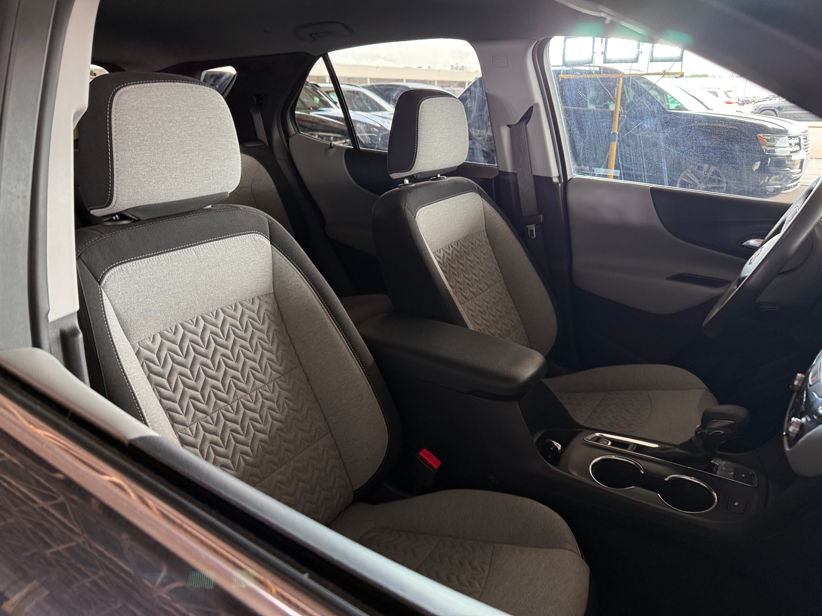 Thumbnail: 2023 Chevrolet Equinox - 2