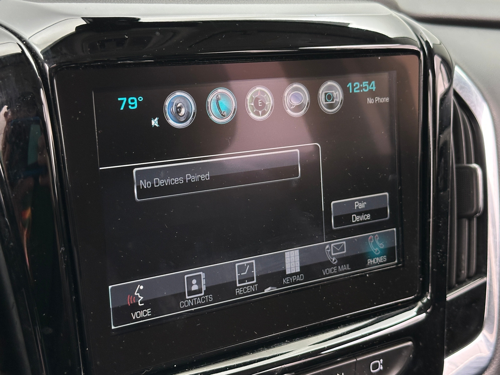 Thumbnail: 2019 Chevrolet Traverse - 3