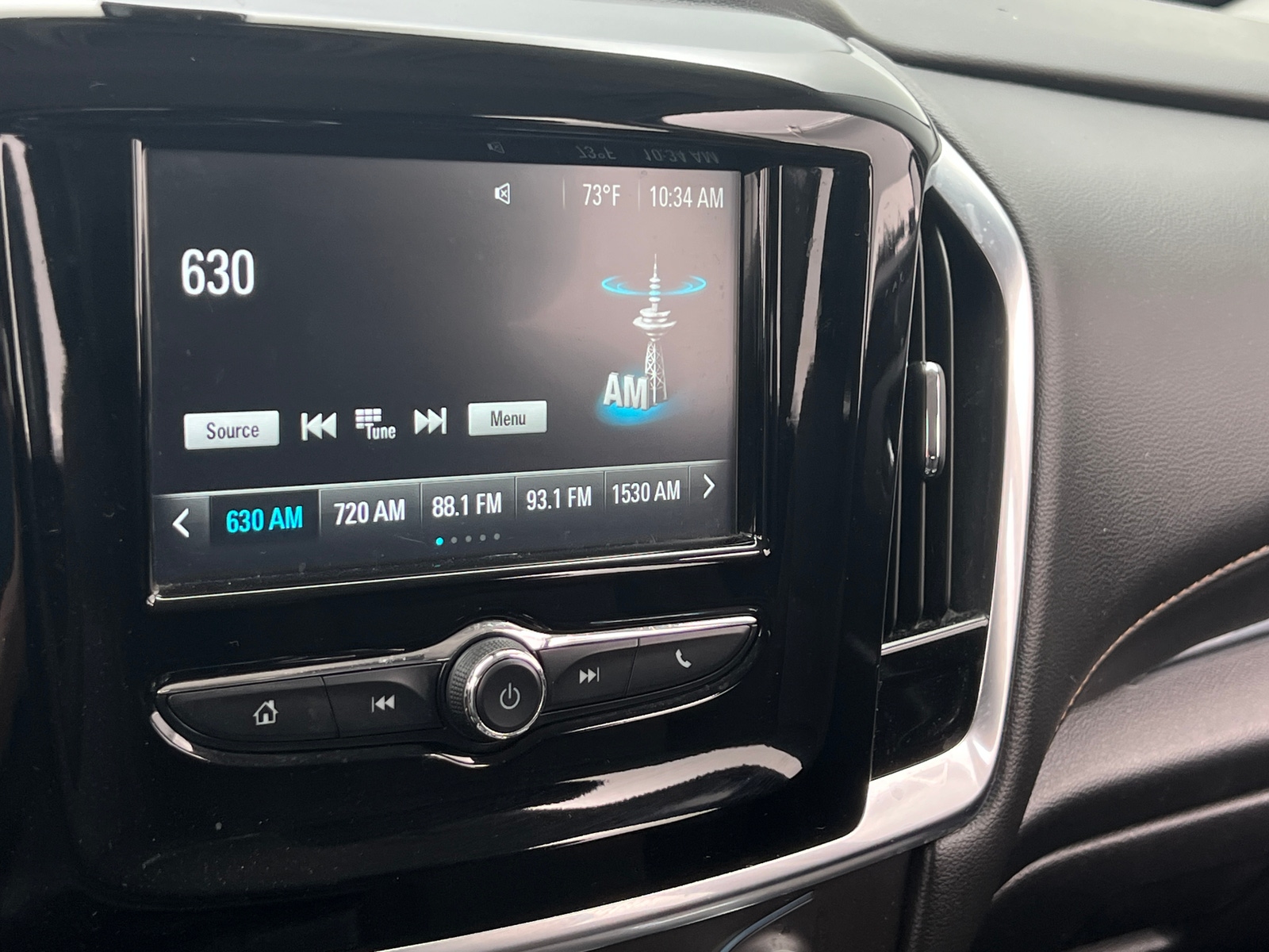 Thumbnail: 2018 Chevrolet Traverse - 4