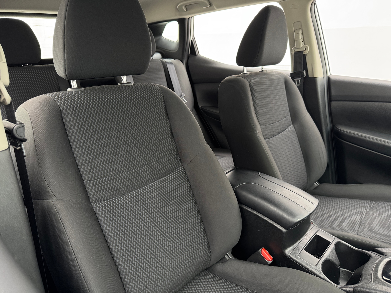 Thumbnail: 2019 Nissan Rogue Sport - 2