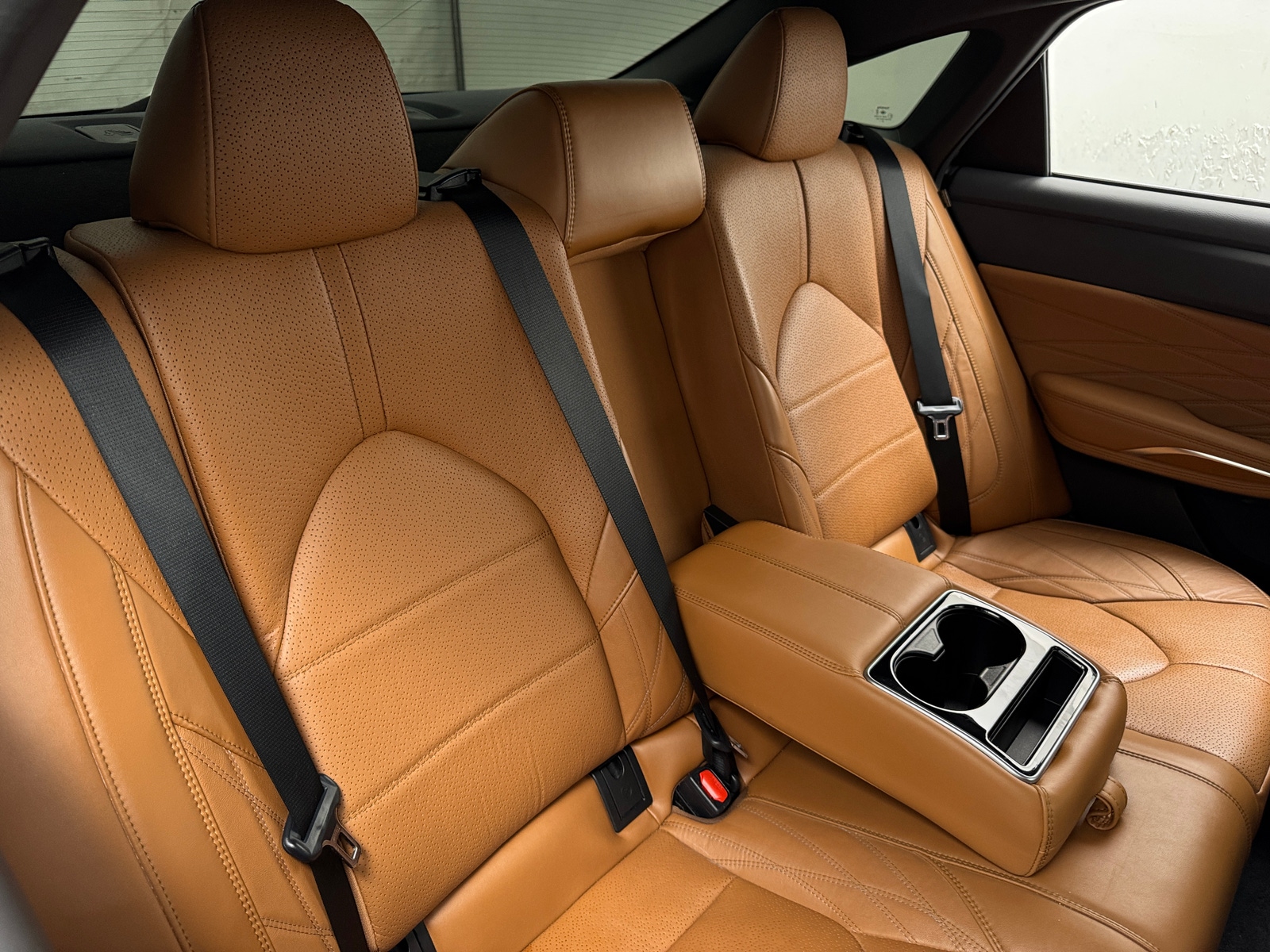 Thumbnail: 2019 Toyota Avalon - 5