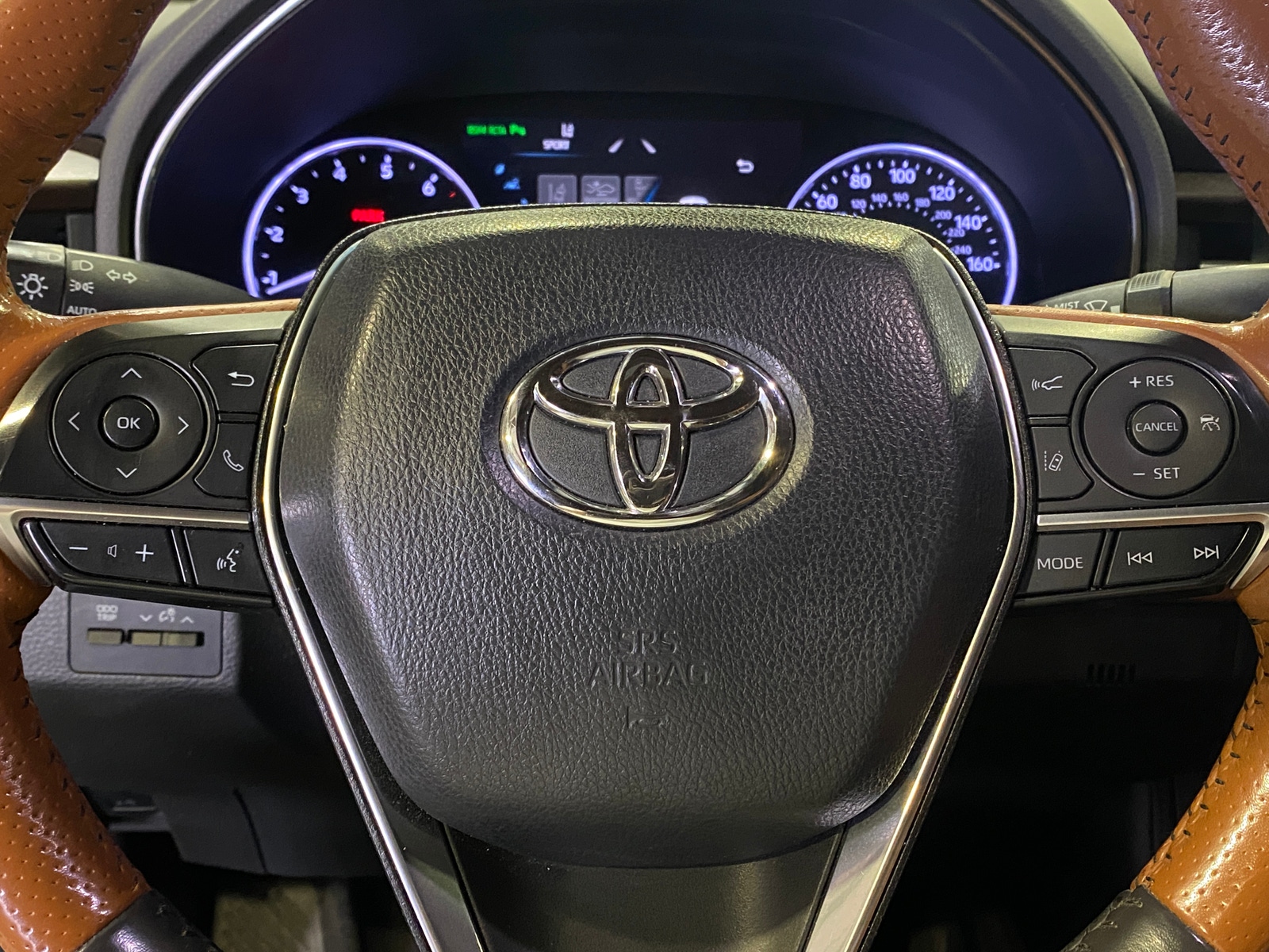 Thumbnail: 2019 Toyota Avalon - 4