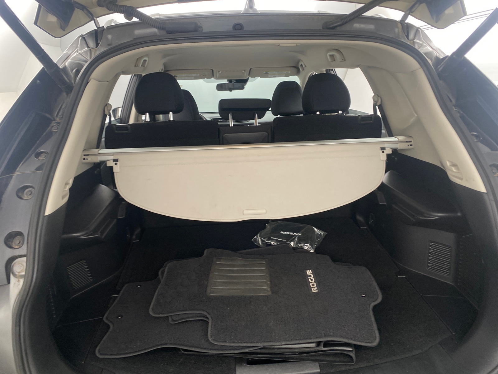 Thumbnail: 2019 Nissan Rogue - 7