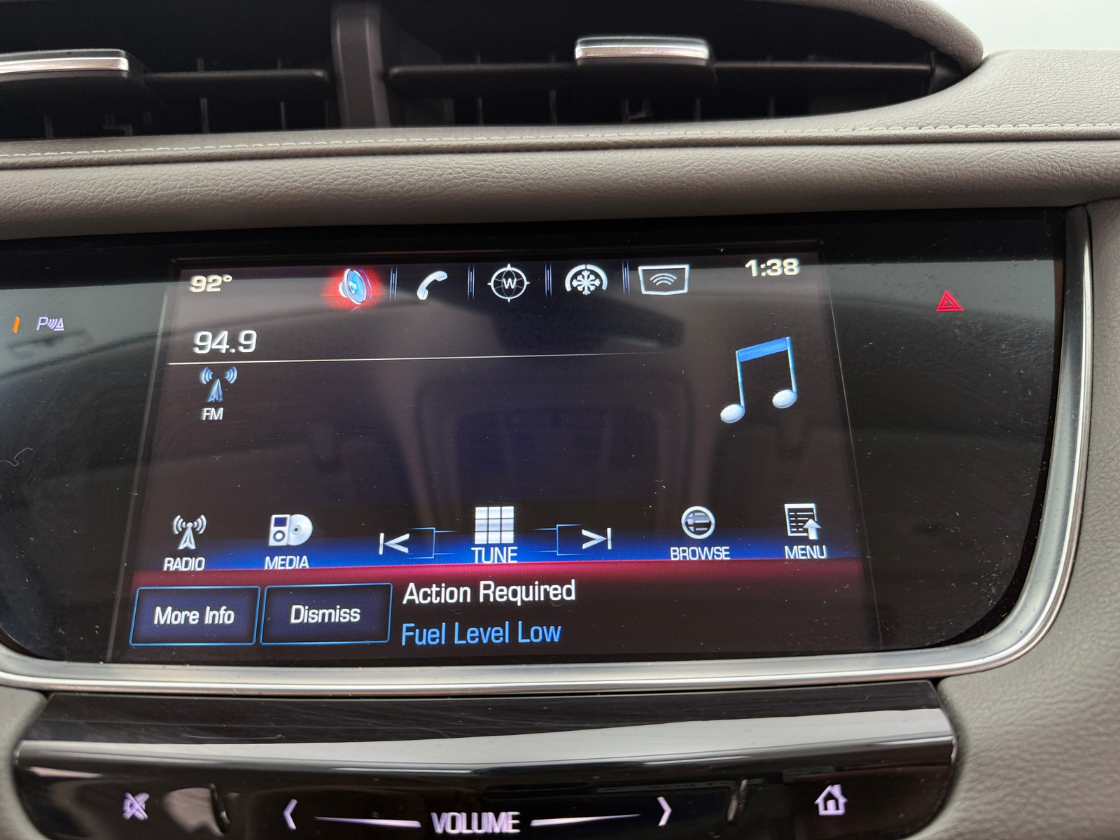 Thumbnail: 2017 Cadillac XT5 - 3