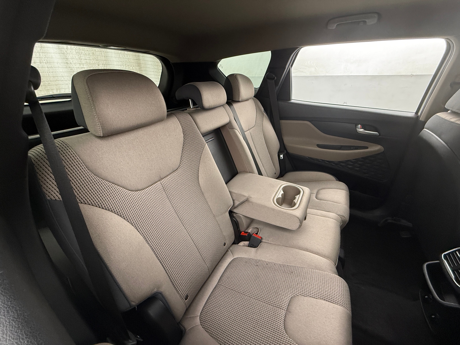 Thumbnail: 2020 Hyundai Santa Fe - 6
