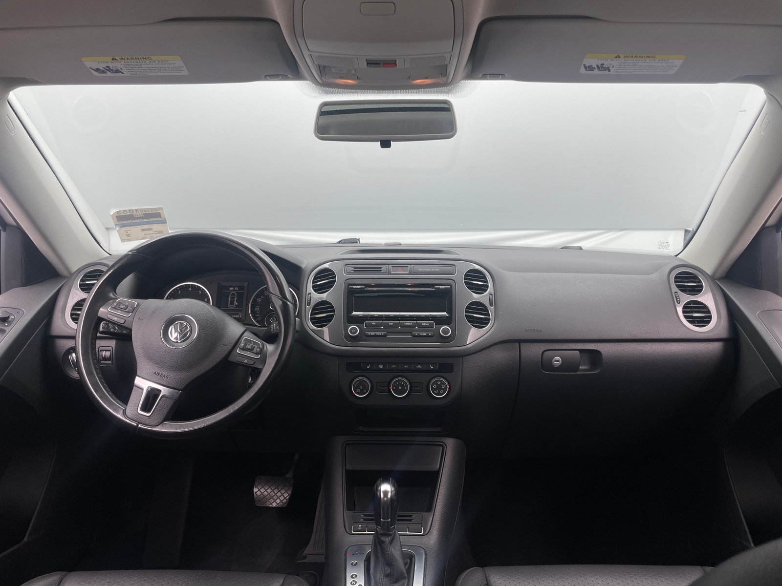 Thumbnail: 2014 Volkswagen Tiguan - 3