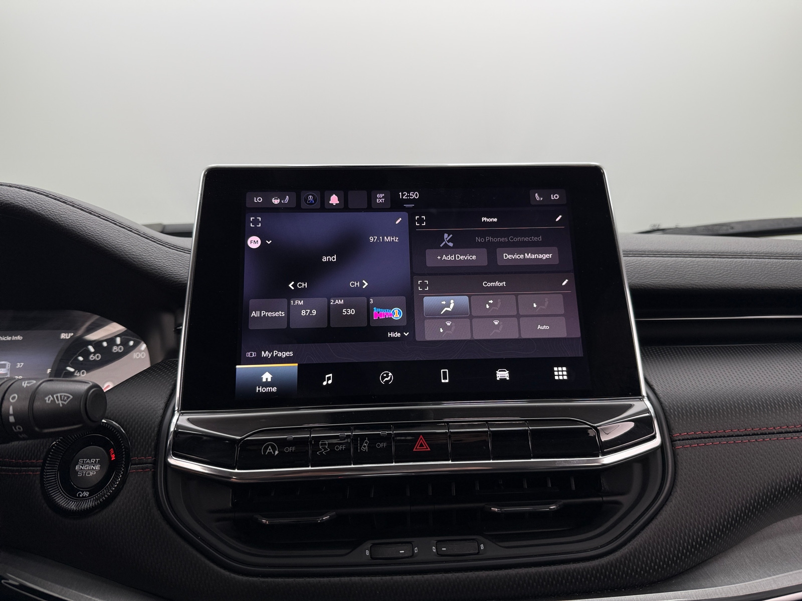 Thumbnail: 2022 Jeep Compass - 4