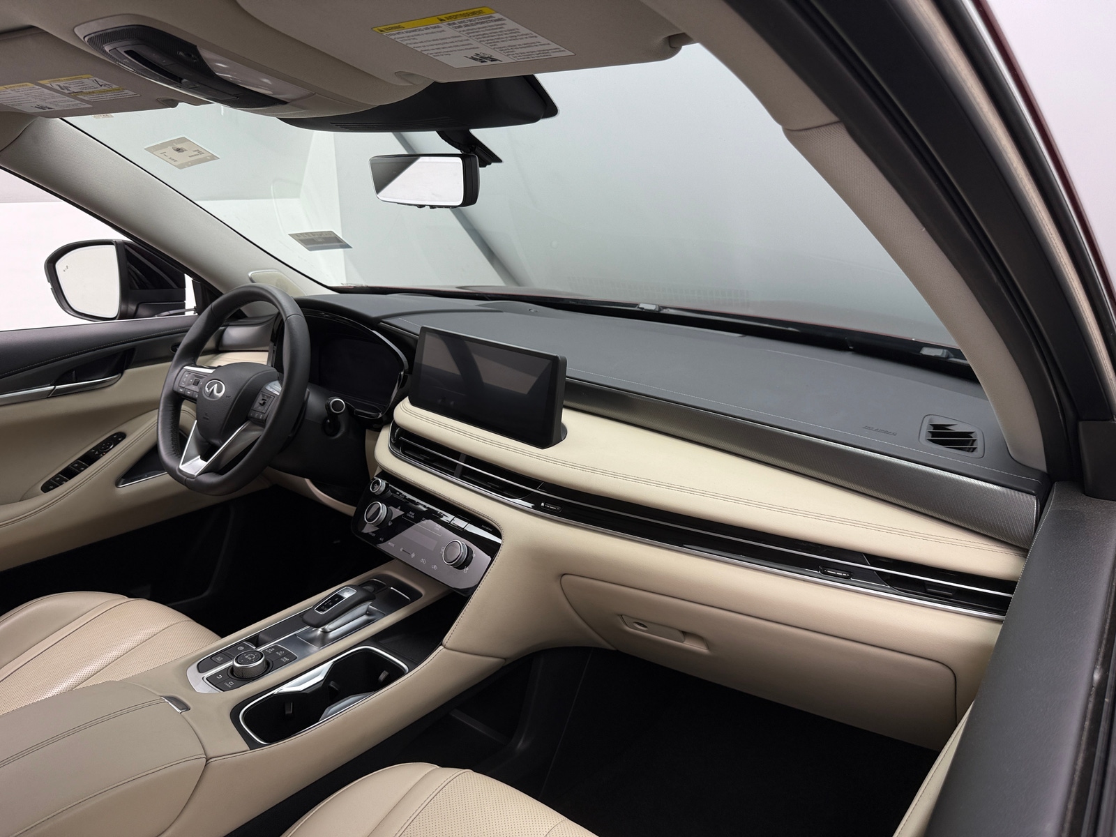 Thumbnail: 2024 INFINITI QX60 - 2
