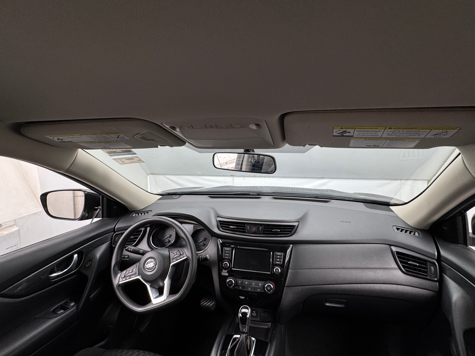 Thumbnail: 2018 Nissan Rogue - 3