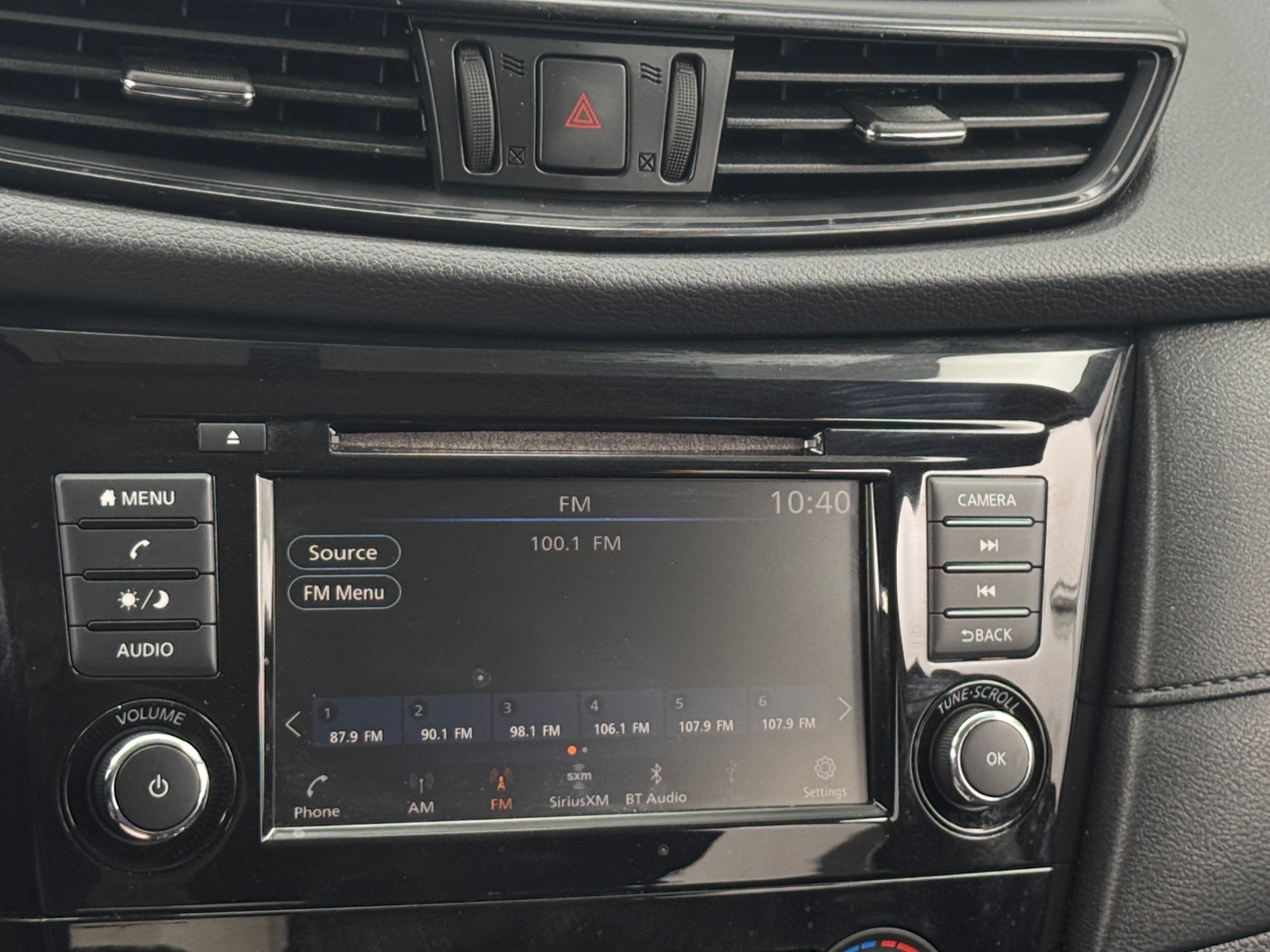 Thumbnail: 2018 Nissan Rogue - 4