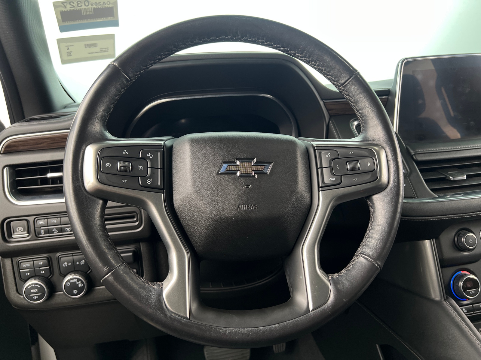 Thumbnail: 2022 Chevrolet Suburban - 4