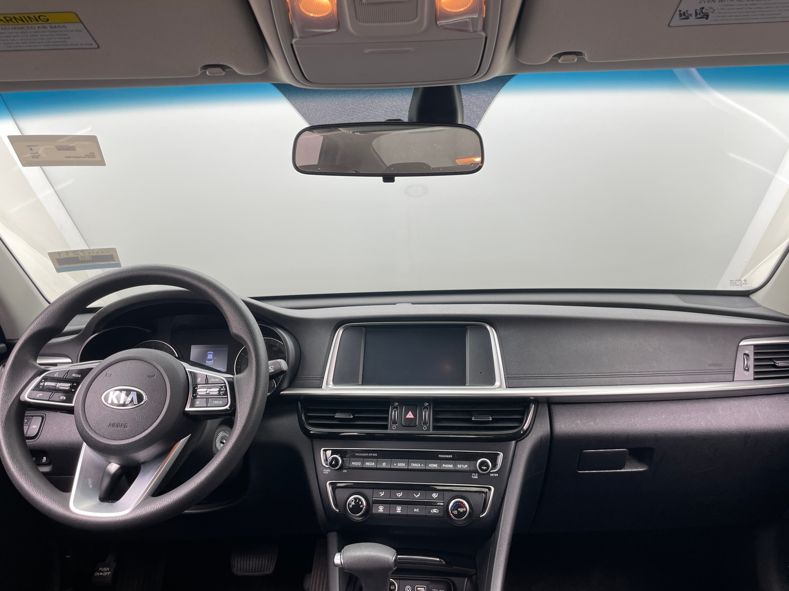 Thumbnail: 2019 Kia Optima - 3