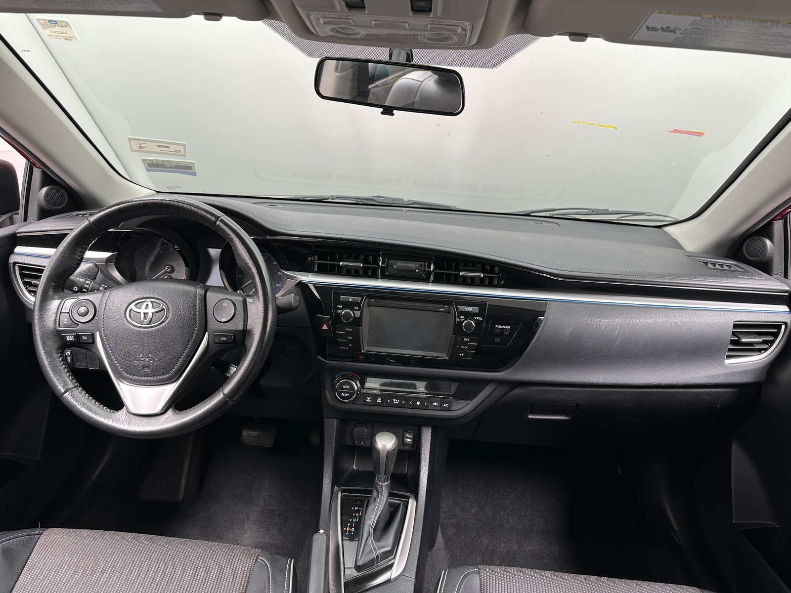 Thumbnail: 2014 Toyota Corolla - 3