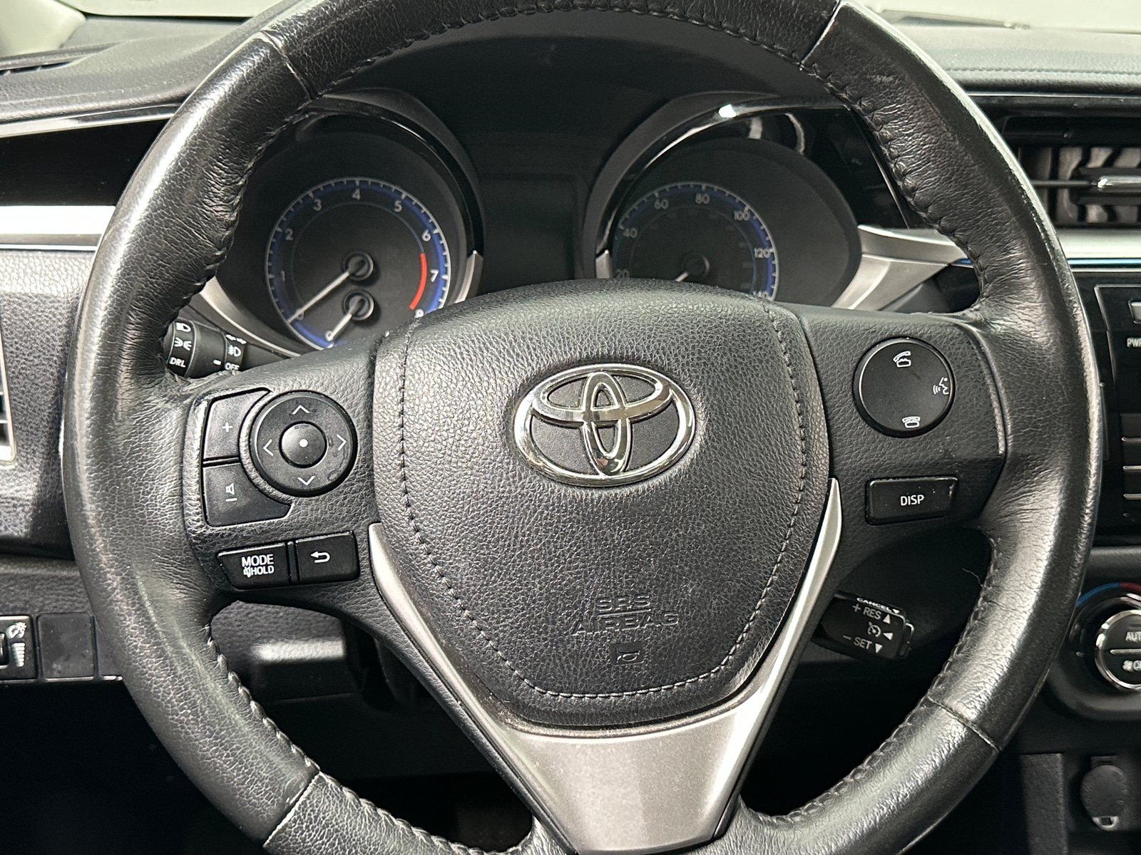 Thumbnail: 2014 Toyota Corolla - 5