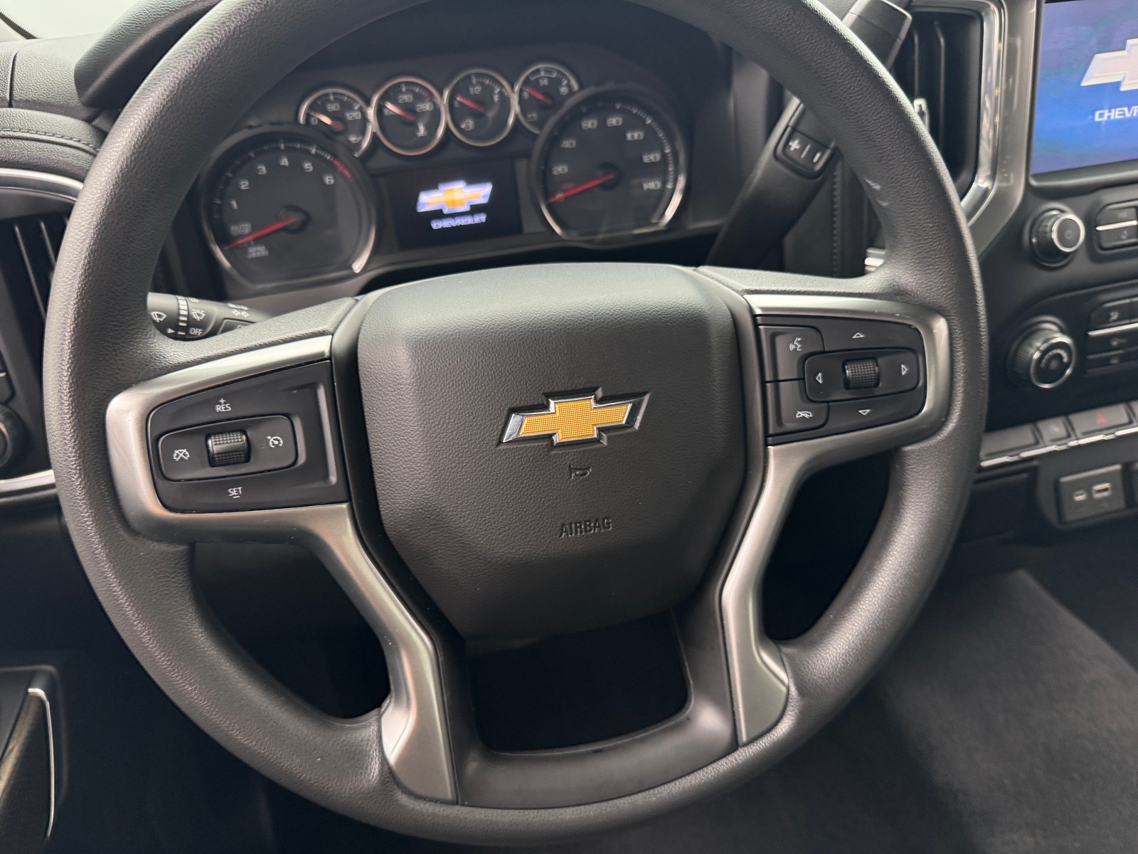 Thumbnail: 2020 Chevrolet Silverado 1500 - 5