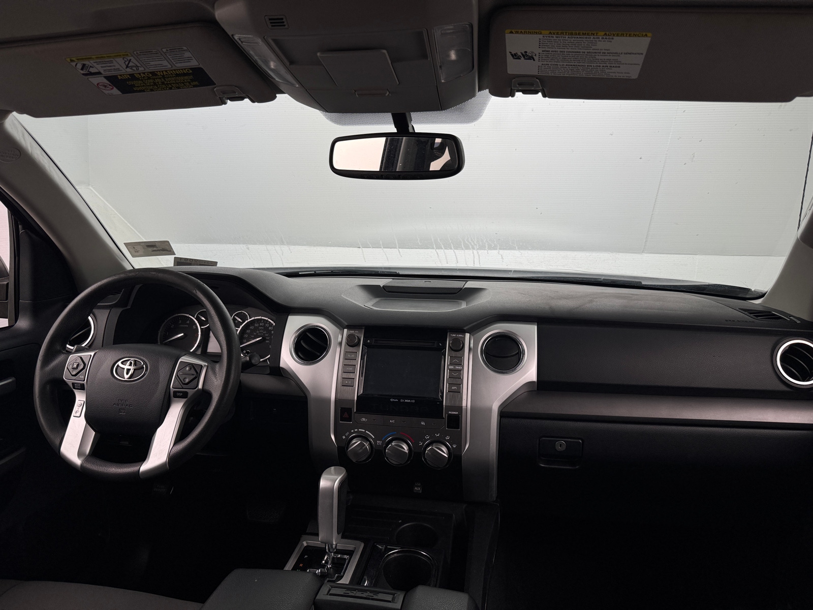 Thumbnail: 2015 Toyota Tundra - 3