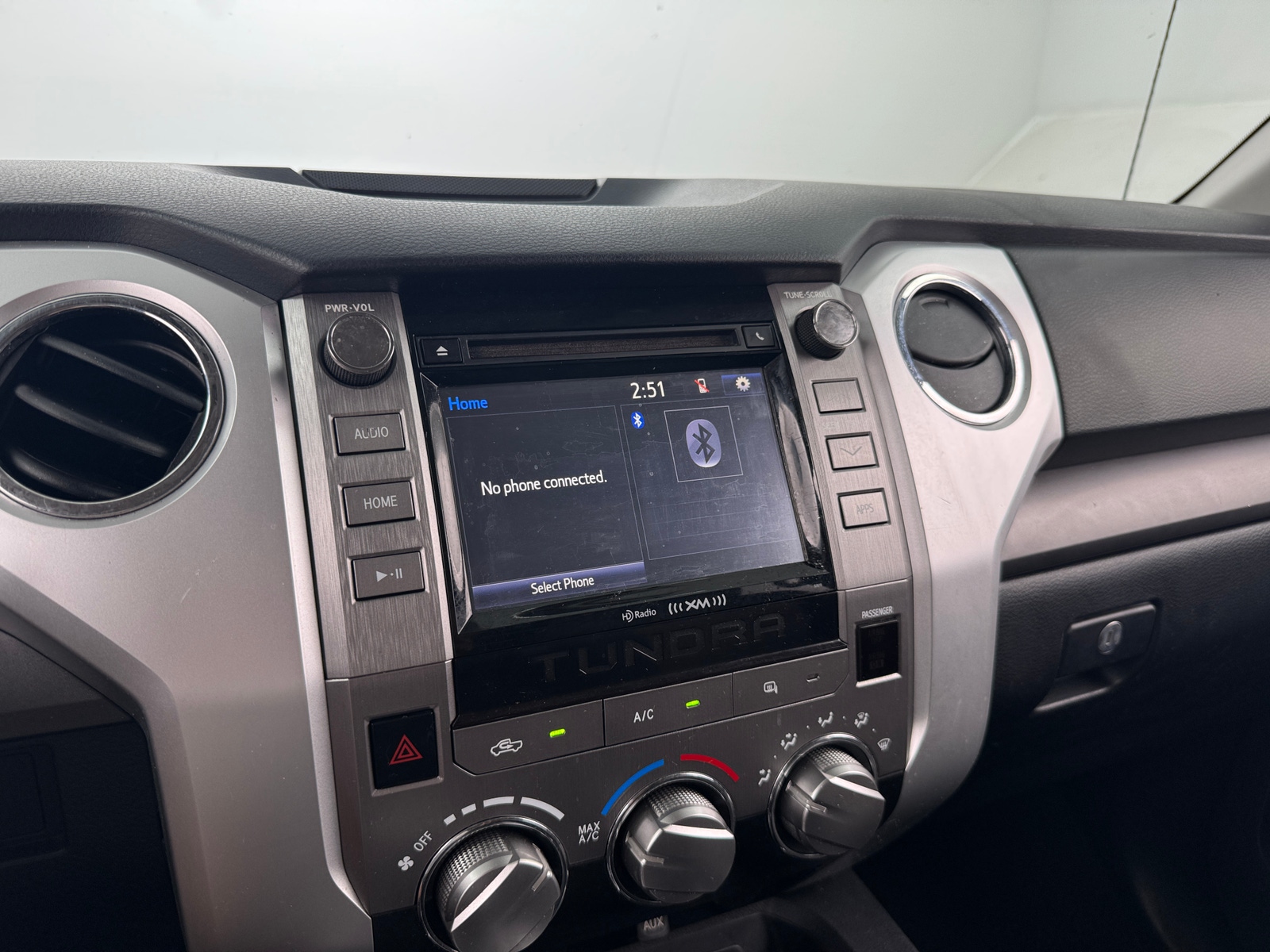 Thumbnail: 2015 Toyota Tundra - 4