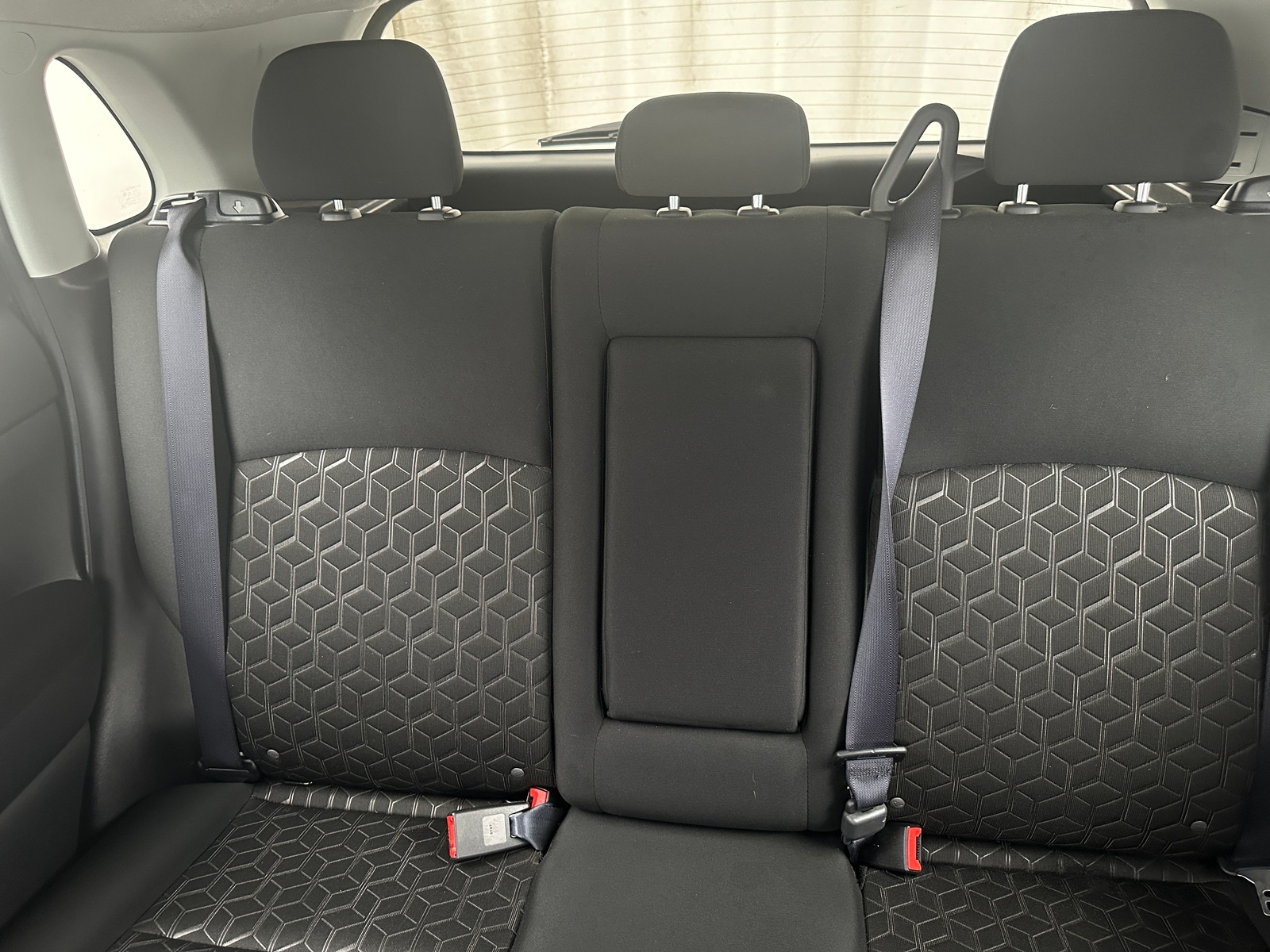 Thumbnail: 2024 Mitsubishi Outlander Sport - 6