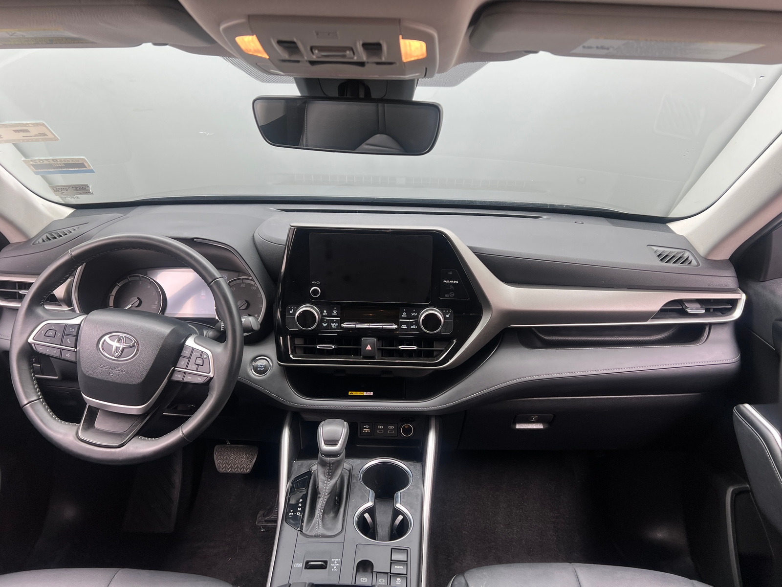 Thumbnail: 2023 Toyota Highlander - 2