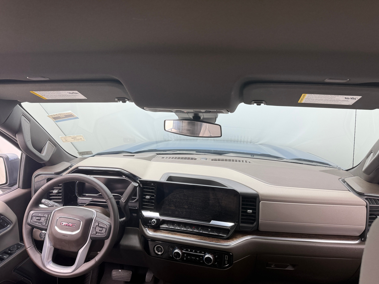 Thumbnail: 2024 GMC Sierra 1500 - 3