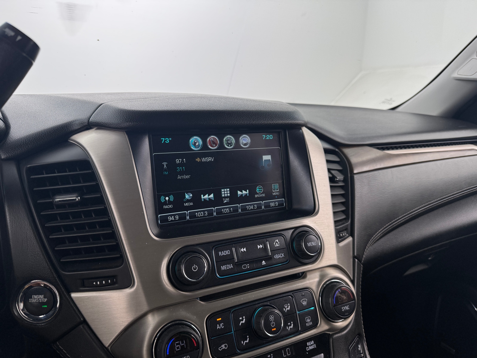 Thumbnail: 2020 GMC Yukon XL - 3