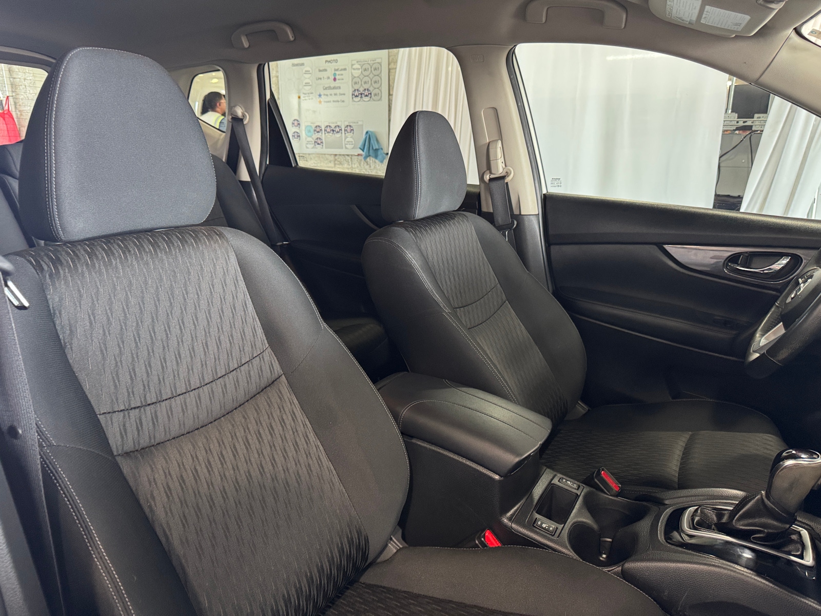 Thumbnail: 2018 Nissan Rogue - 2