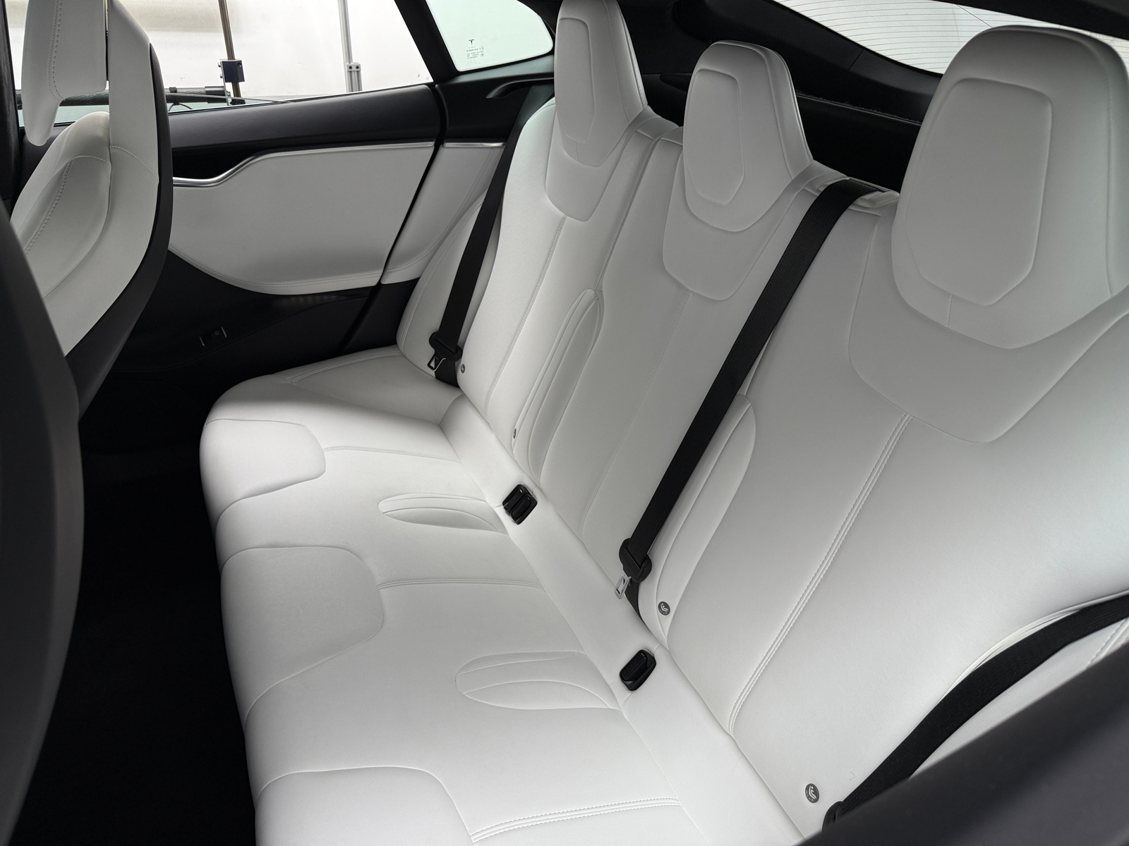 Thumbnail: 2017 Tesla Model S - 5