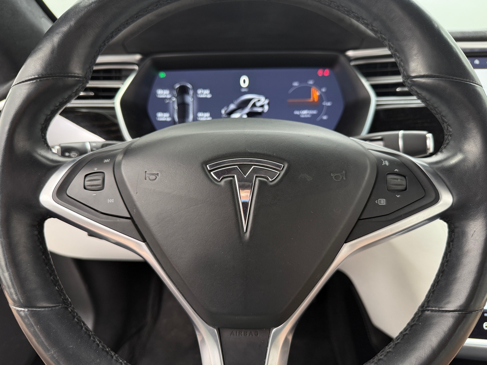 Thumbnail: 2017 Tesla Model S - 4