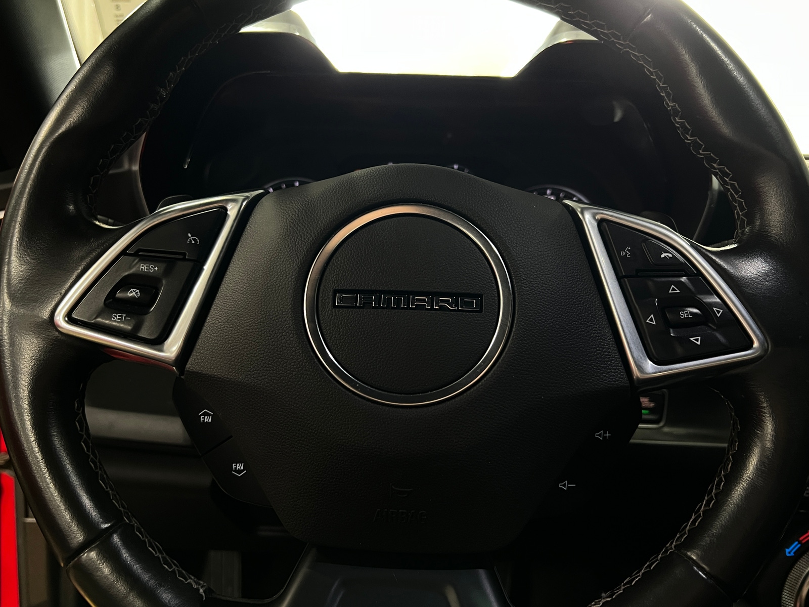 Thumbnail: 2019 Chevrolet Camaro - 4