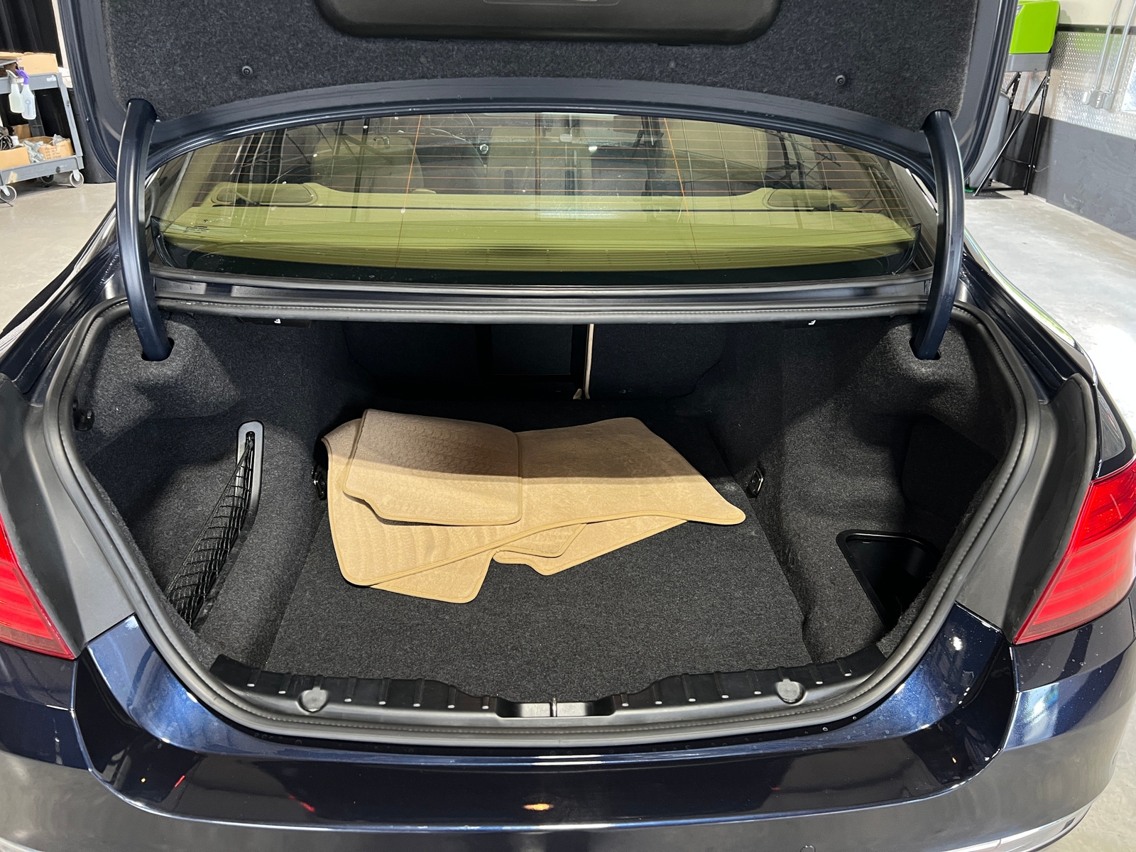 Thumbnail: 2014 BMW 5 Series - 6