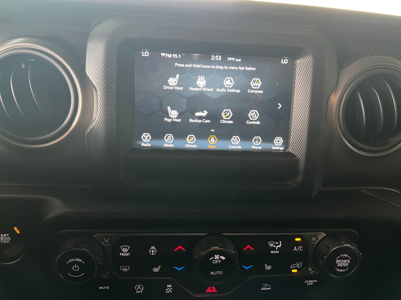 Thumbnail: 2022 Jeep Gladiator - 4