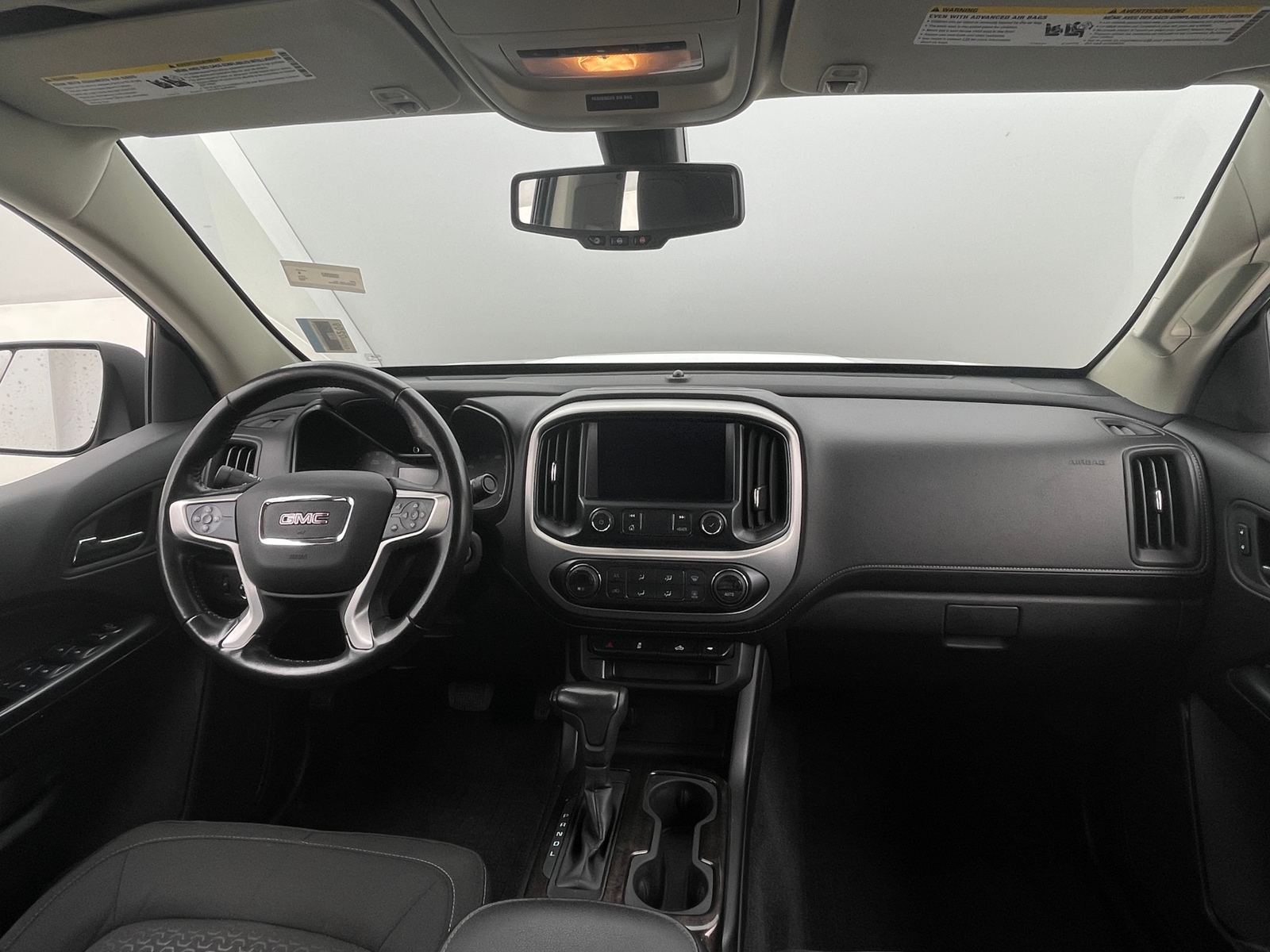 Thumbnail: 2020 GMC Canyon - 3