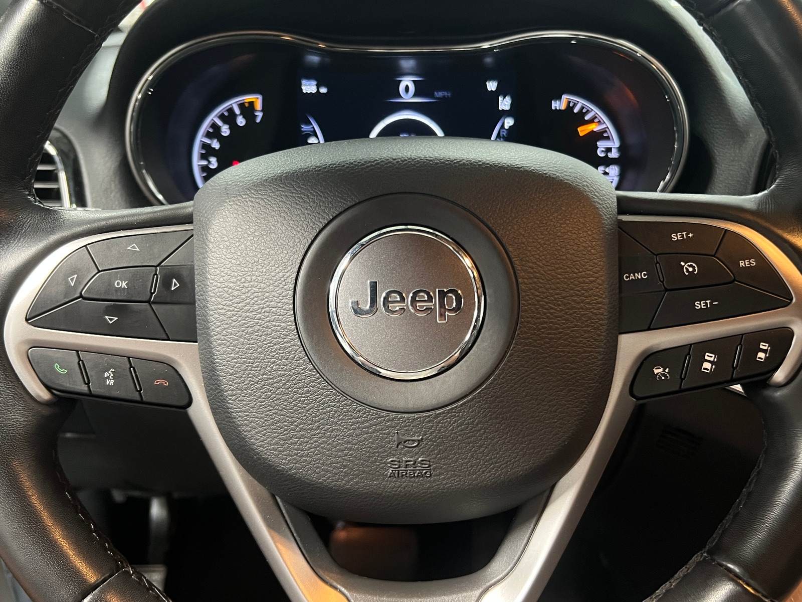 Thumbnail: 2021 Jeep Grand Cherokee - 4