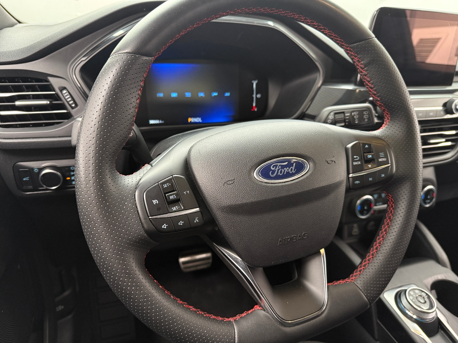 Thumbnail: 2024 Ford Escape - 5