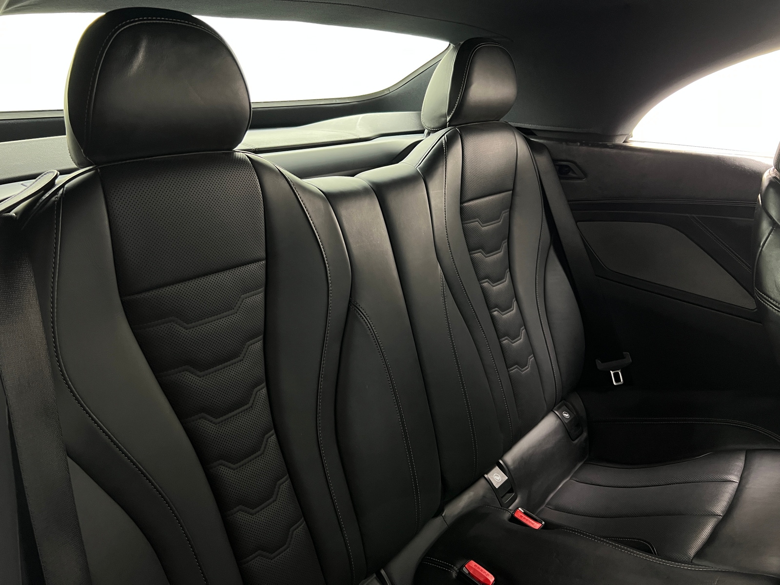 Thumbnail: 2023 BMW 8 Series - 5