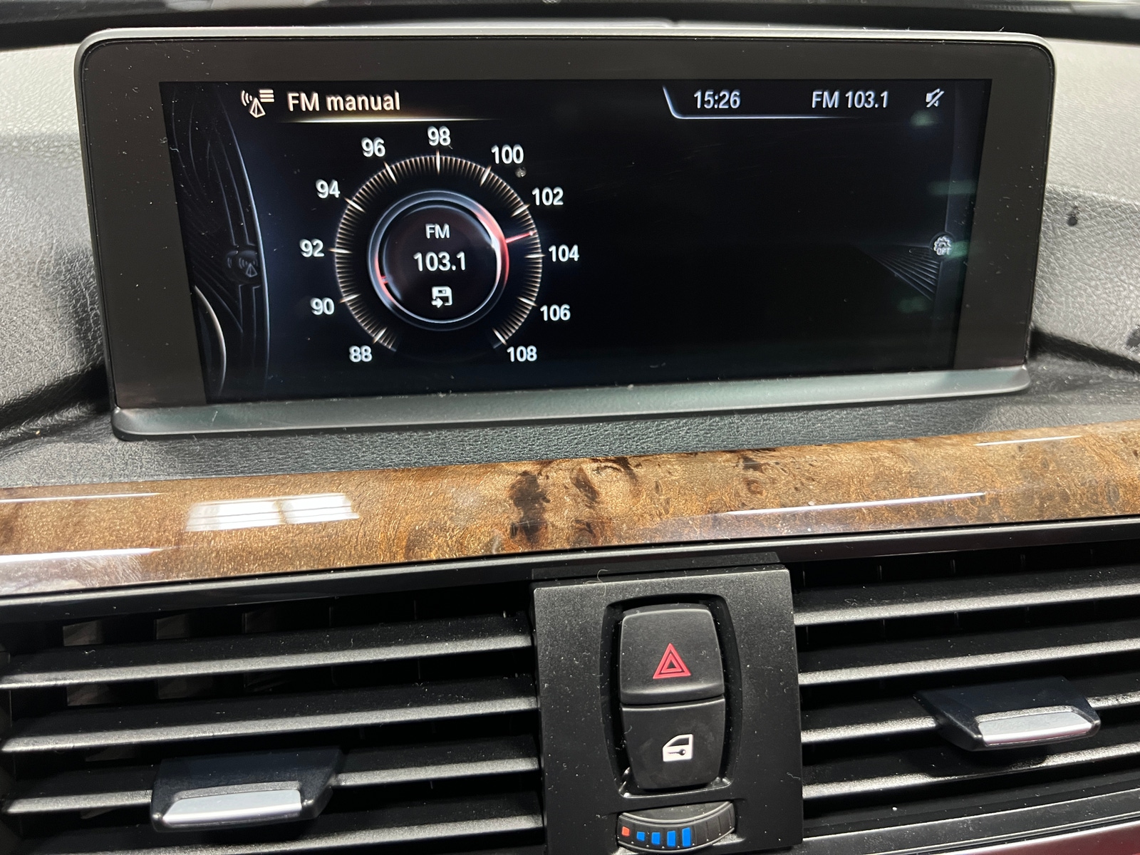 Thumbnail: 2015 BMW 3 Series - 3