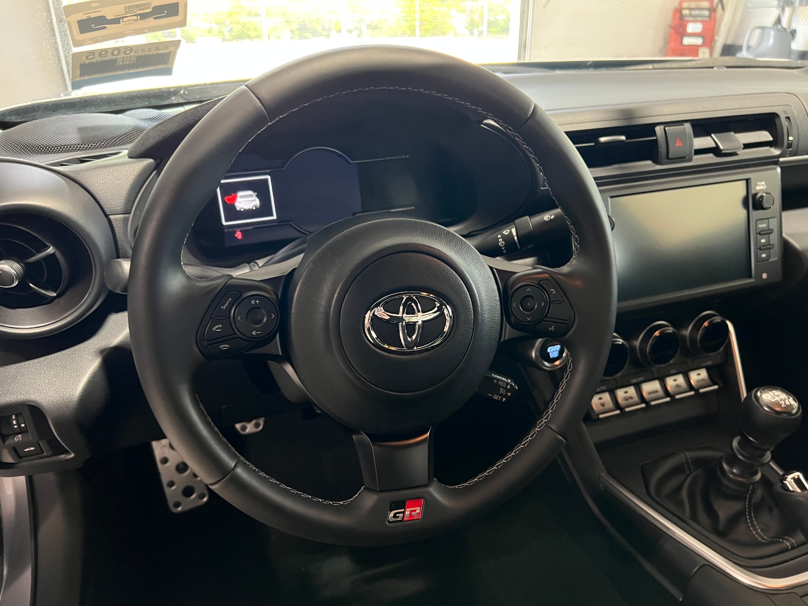 Thumbnail: 2023 Toyota GR86 - 3