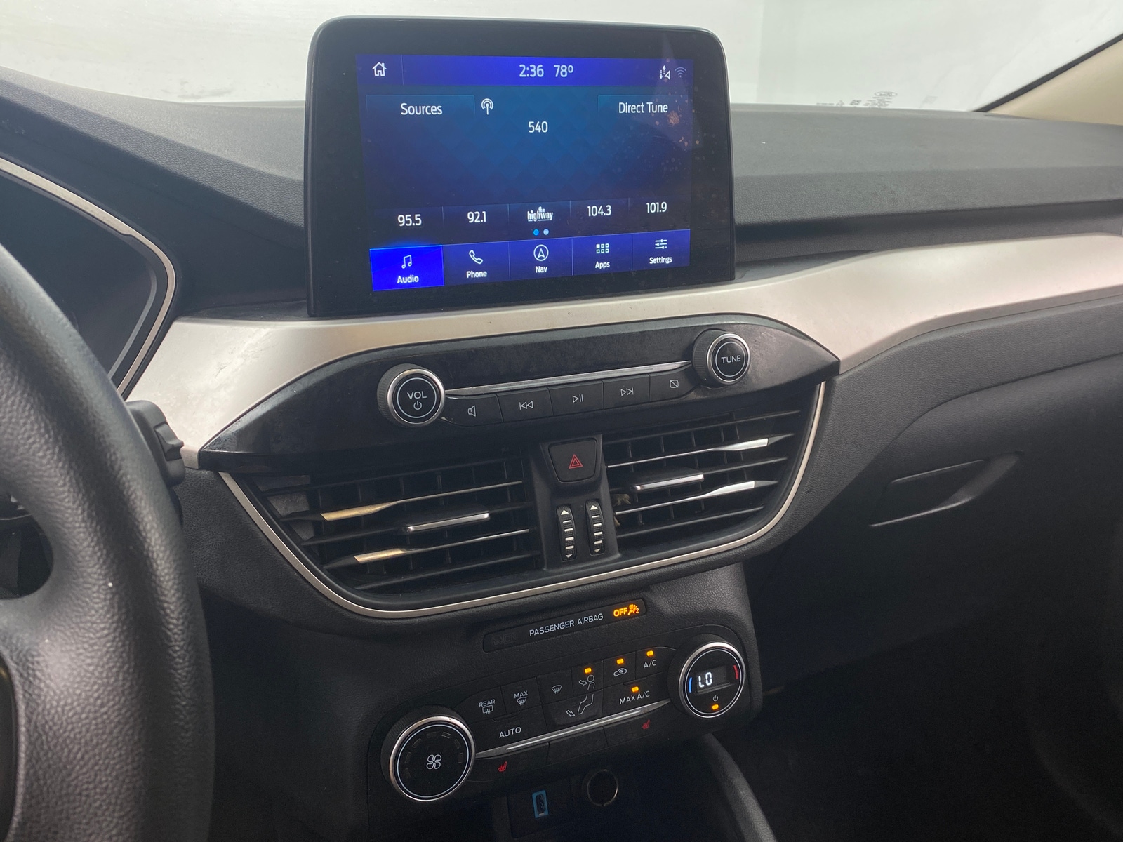 Thumbnail: 2020 Ford Escape - 4