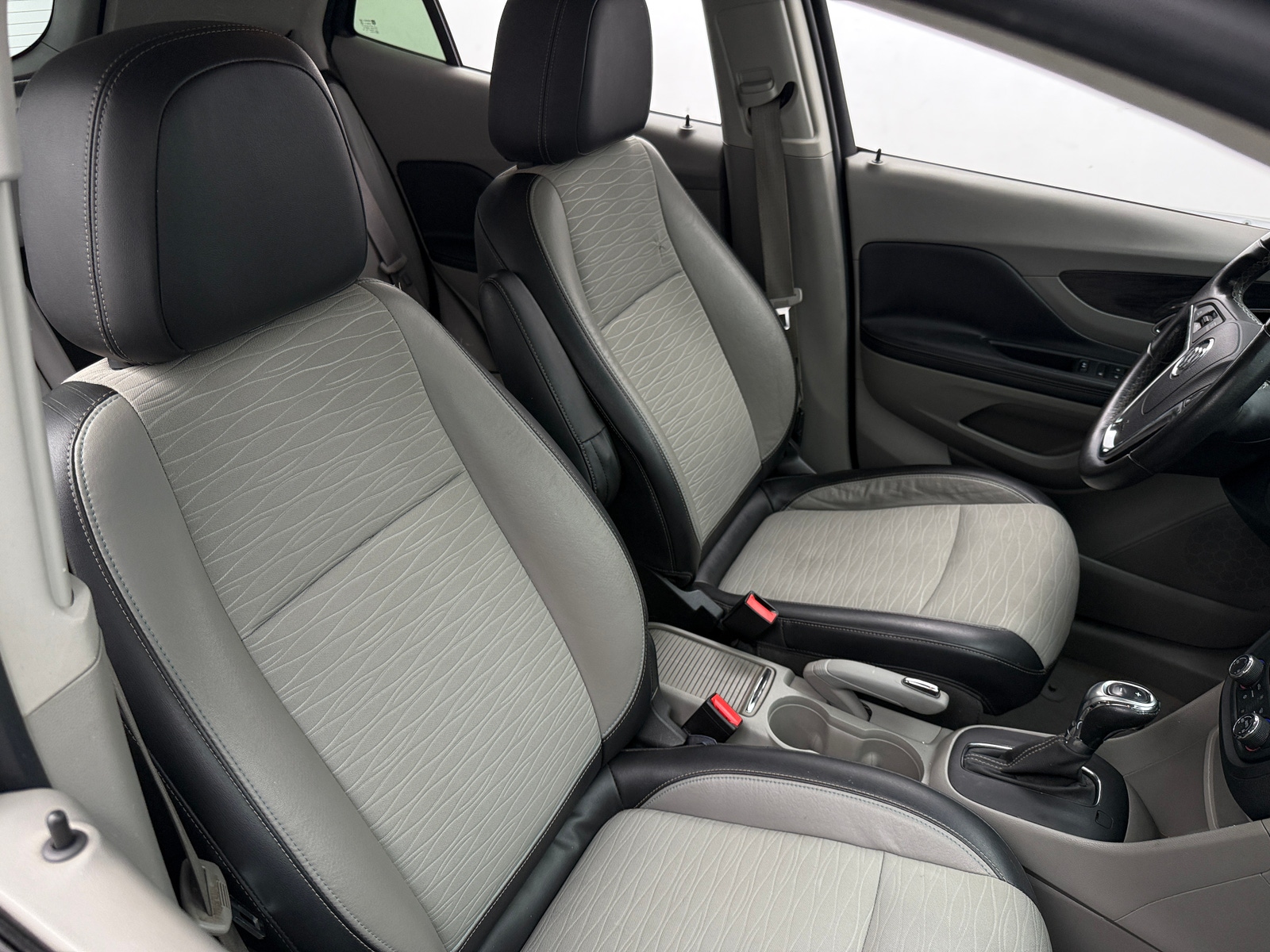 Thumbnail: 2016 Buick Encore - 2