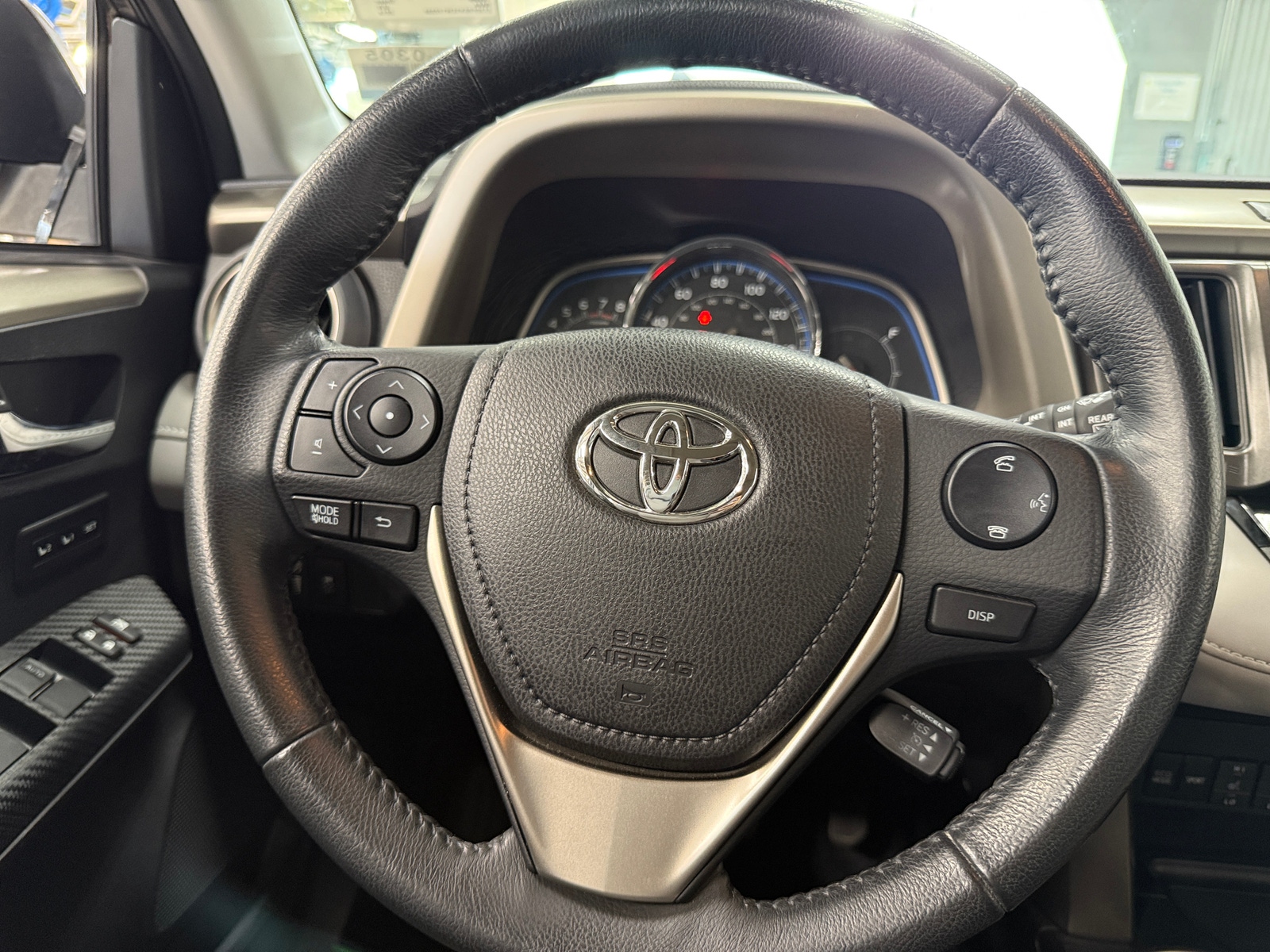 Thumbnail: 2014 Toyota RAV4 - 4