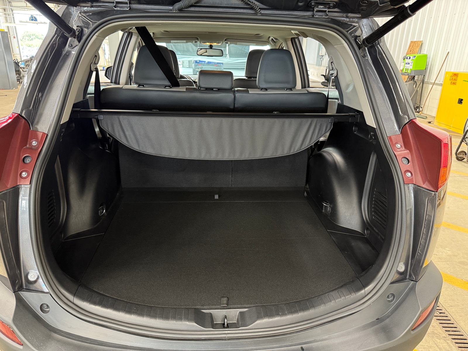 Thumbnail: 2014 Toyota RAV4 - 6