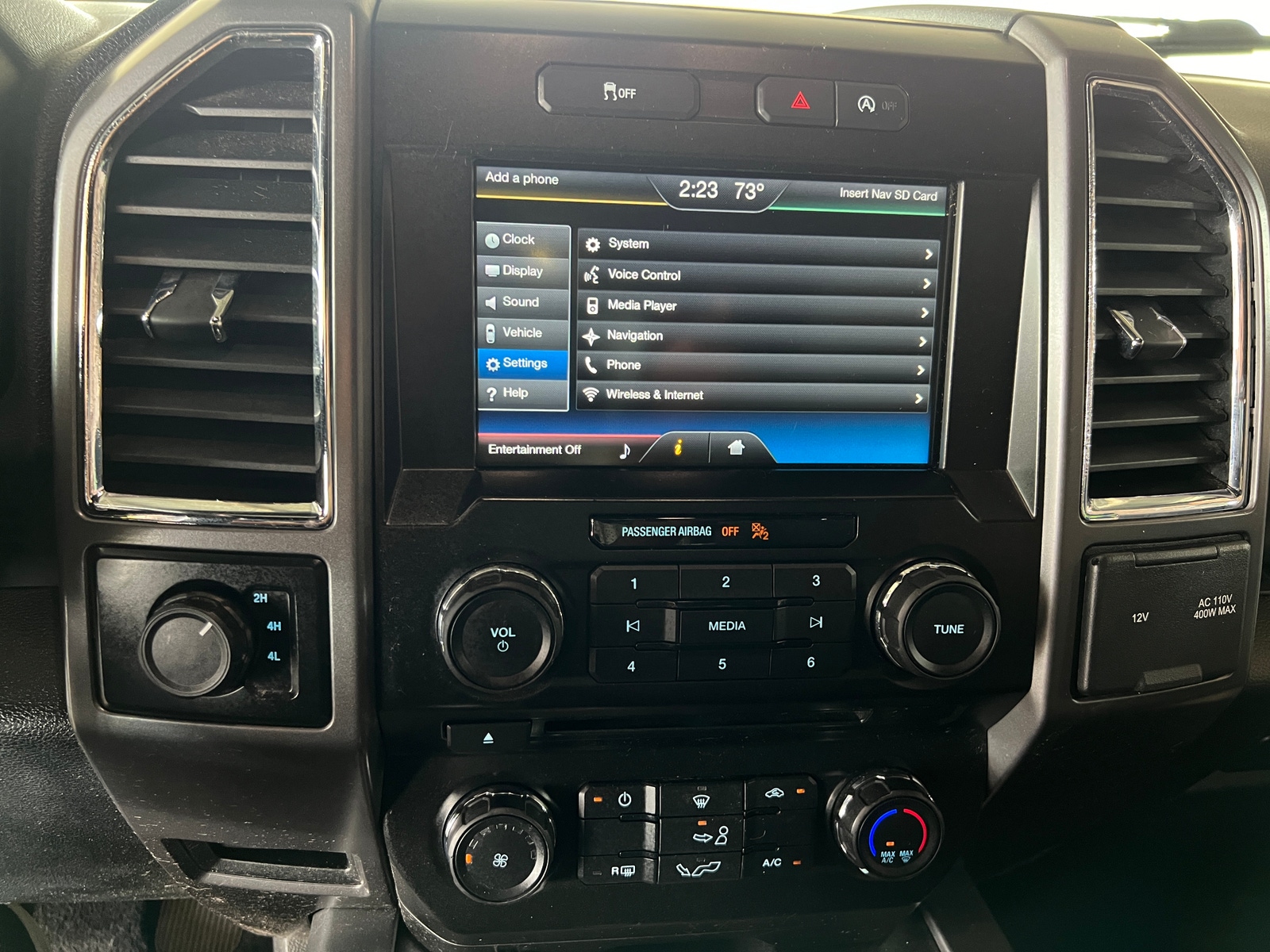 Thumbnail: 2015 Ford Econoline - 4