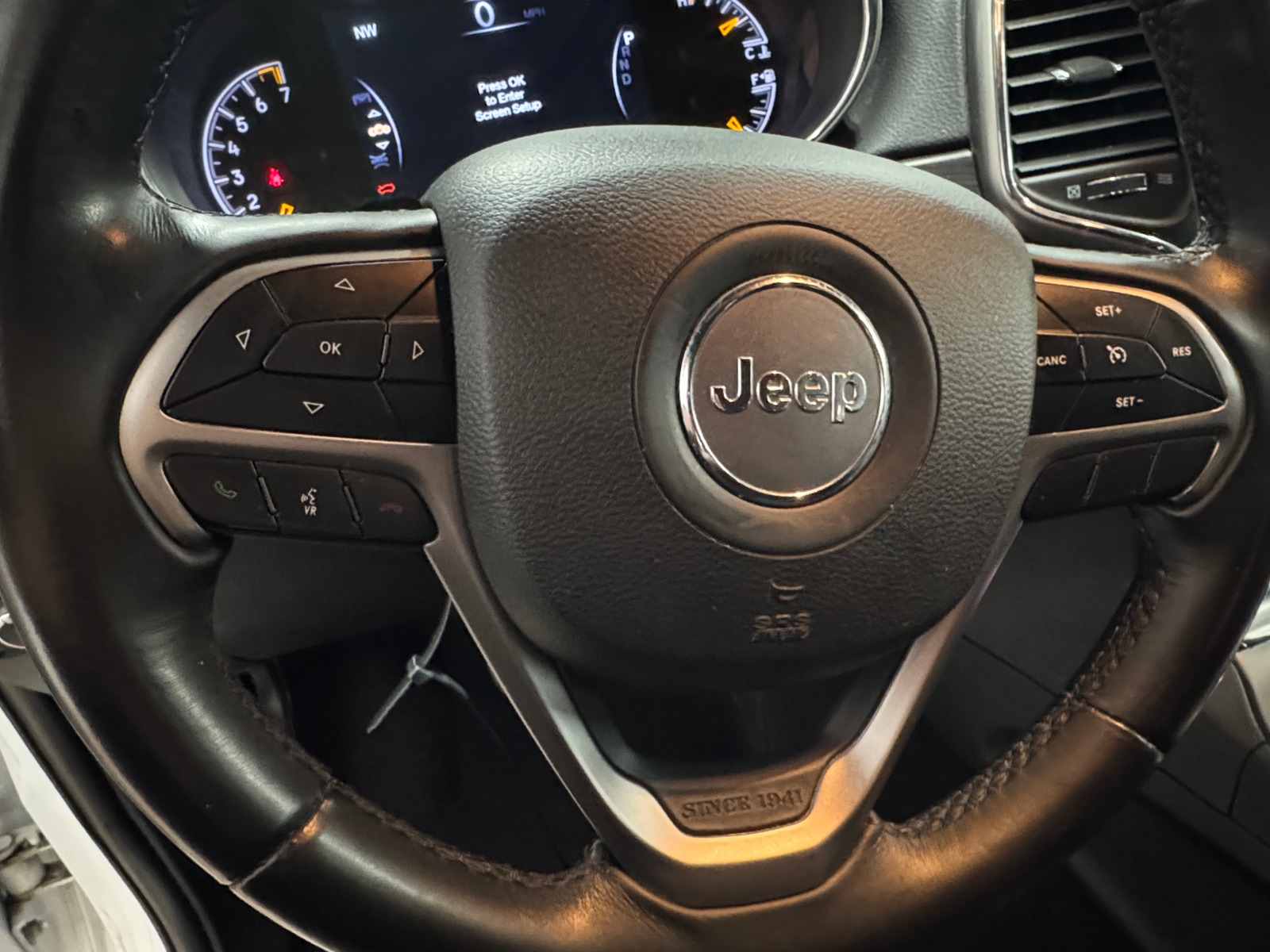 Thumbnail: 2021 Jeep Grand Cherokee - 5