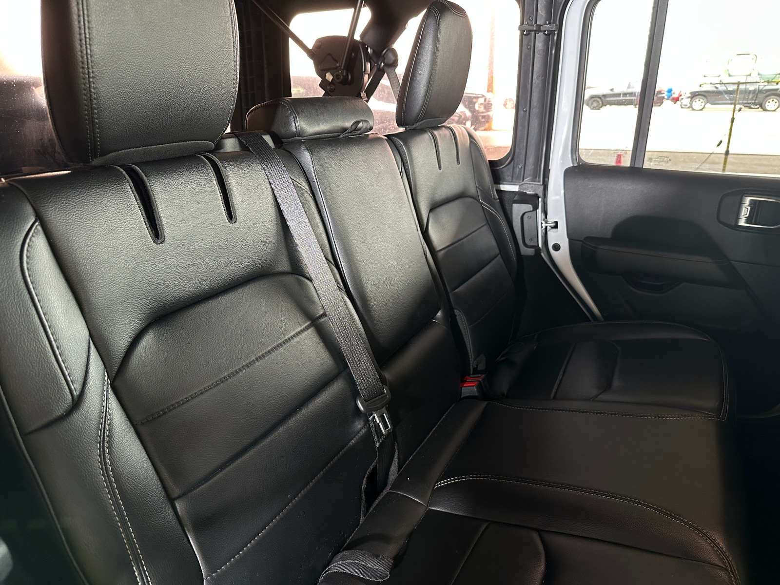 Thumbnail: 2021 Jeep Wrangler - 5