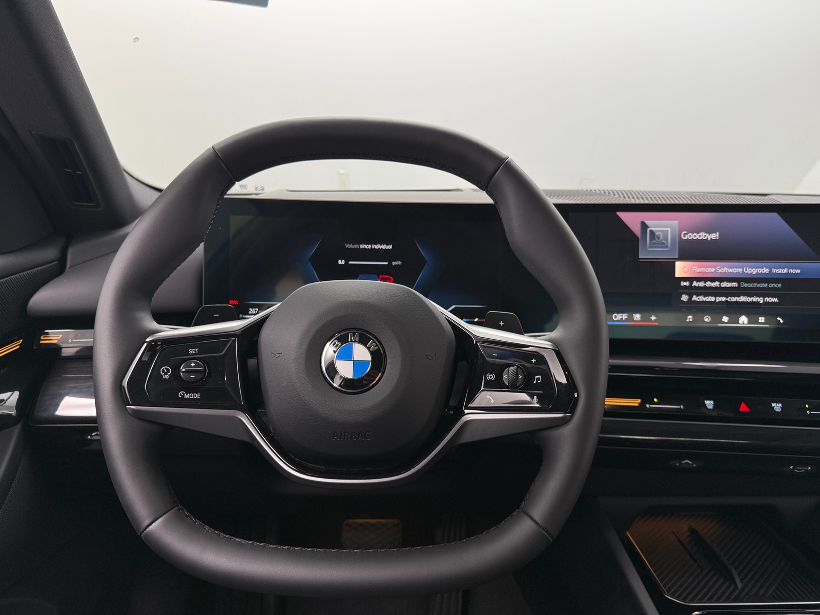 Thumbnail: 2025 BMW 5 Series - 4
