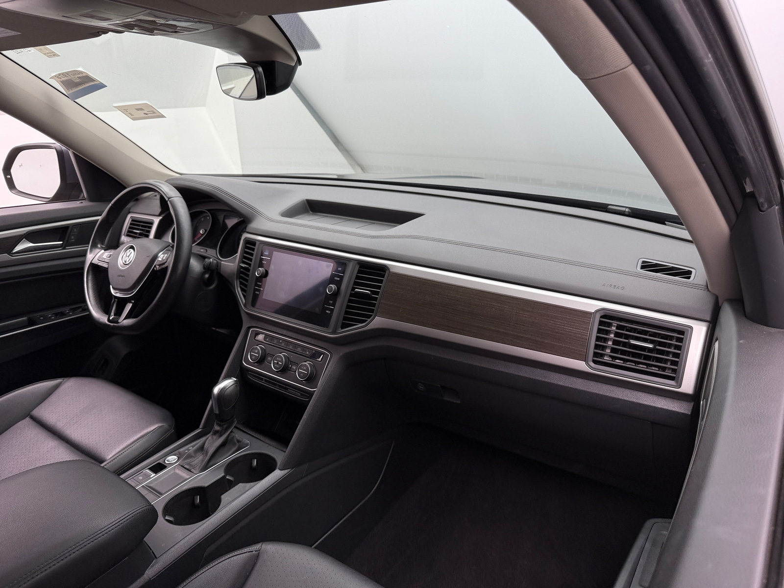 Thumbnail: 2020 Volkswagen Atlas - 2