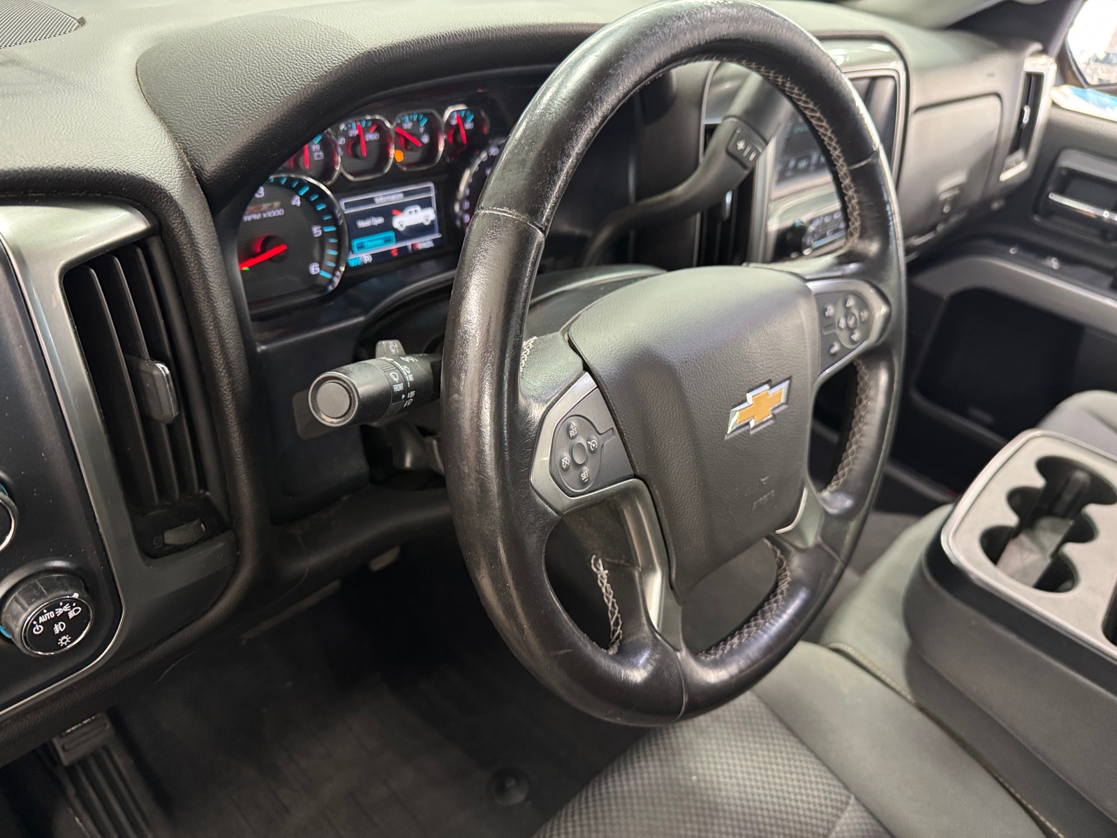 Thumbnail: 2019 Chevrolet Silverado 1500 - 3