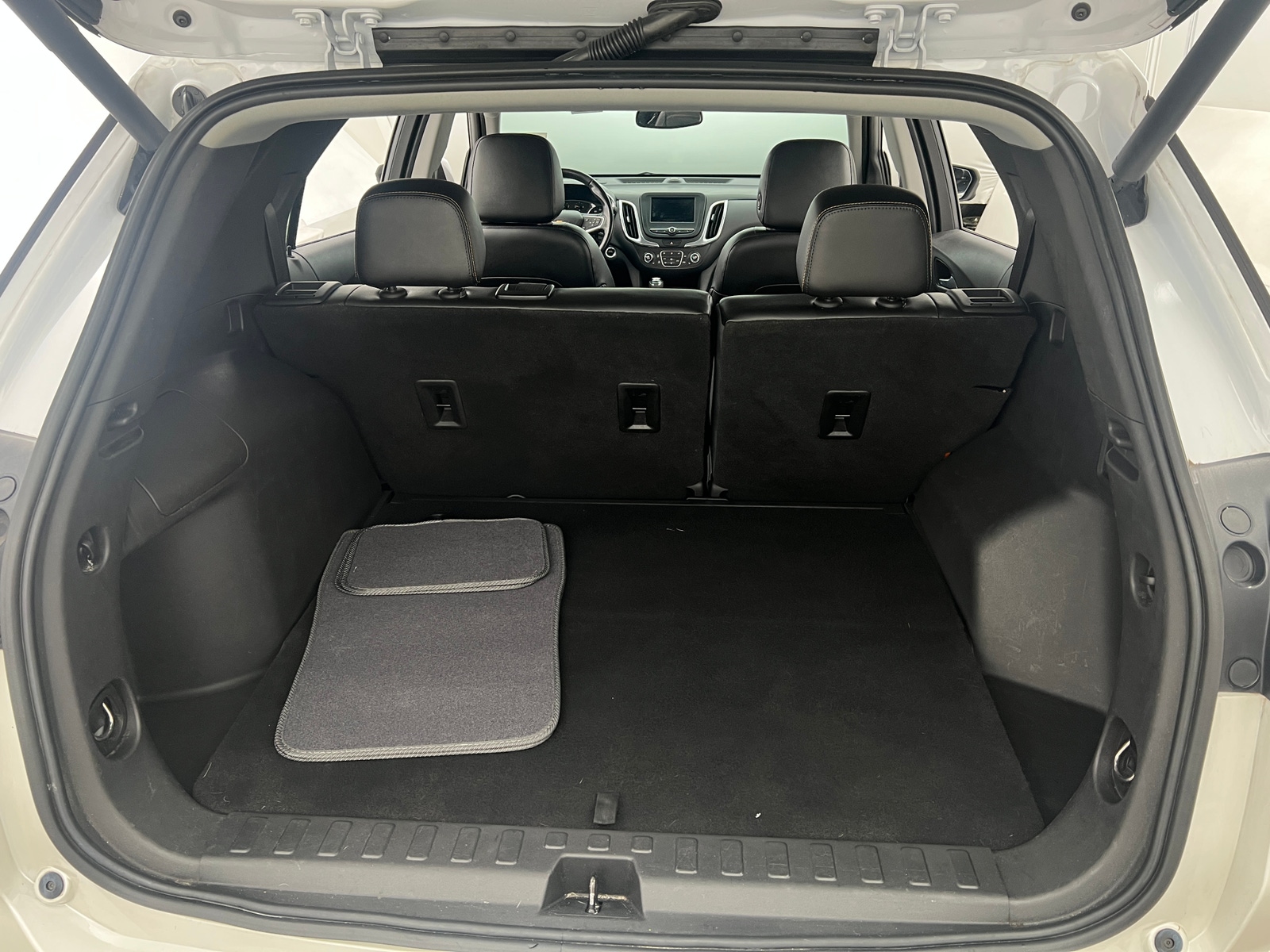 Thumbnail: 2021 Chevrolet Equinox - 6