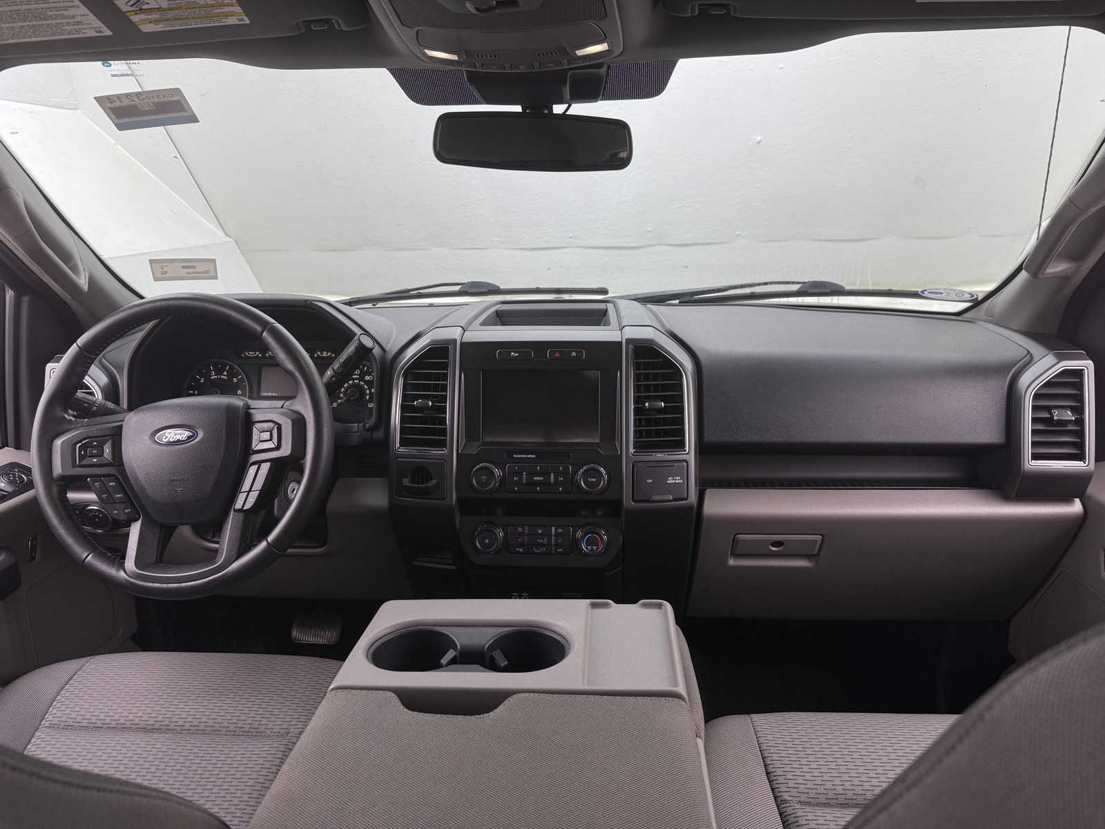 Thumbnail: 2019 Ford Econoline - 3