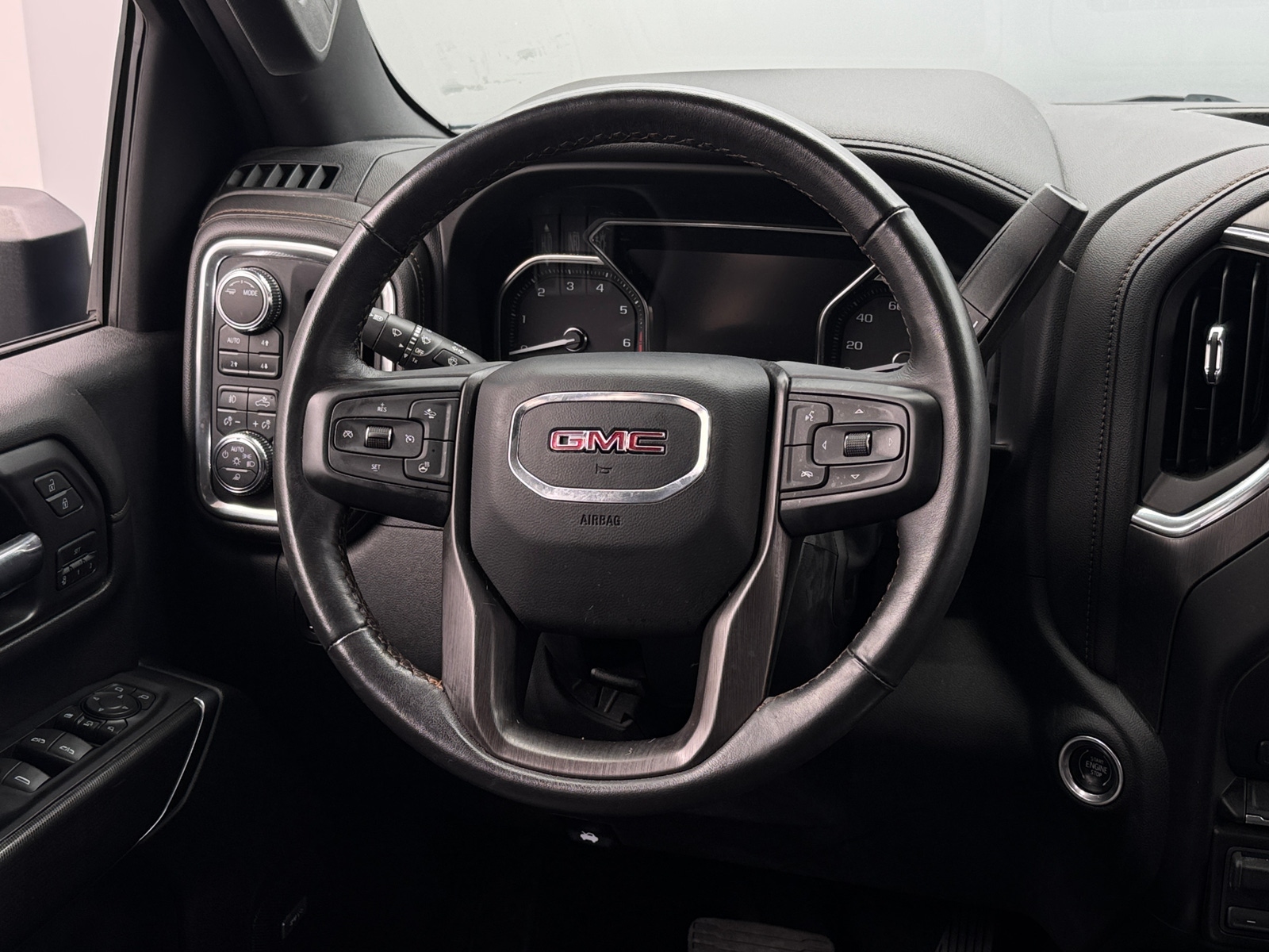 Thumbnail: 2022 GMC Sierra 2500 - 4